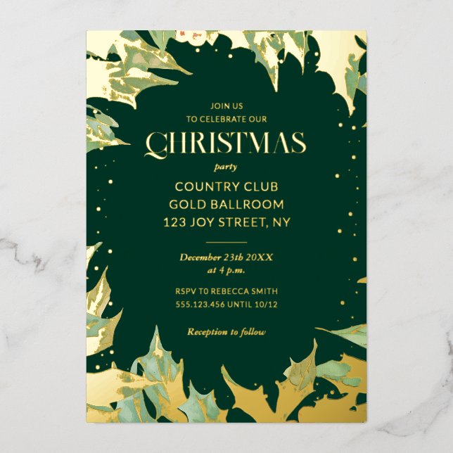 Dark Green Christmas Holiday Luxury Holly Berry Folieneinladung (Vorderseite)