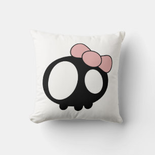 Dark Lady Pillow Kissen