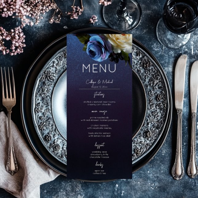 Dark Moody Blue Lavender Floral Moderne Hochzeit Menükarte (Dark Moody Blue Lavender Floral Modern Wedding Menu)