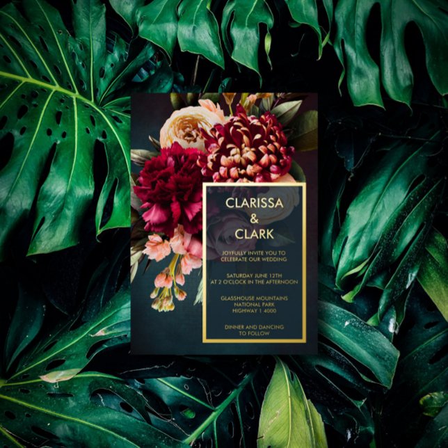 Dark Moody Bold Floral Gold Wedding Foil Invitati Folieneinladung (Von Creator hochgeladen)