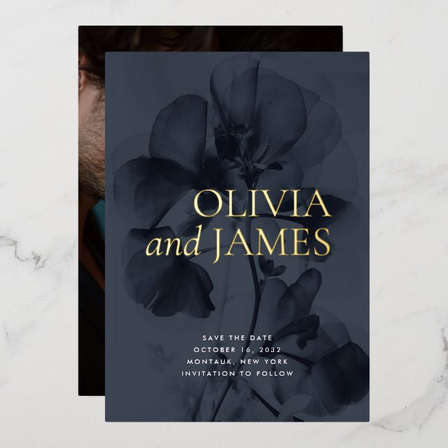 Dark Moody Botanical Wedding Photo Save the Date Folieneinladung (Vorderseite/Rückseite)