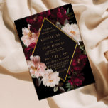 Dark Moody Burgundy Blush Black Floral Wedding Einladung<br><div class="desc">Personalisieren Sie diese elegante Hochzeitseinladung einfach und schnell. Klicken Sie einfach auf die Schaltfläche Bearbeiten mit Entwurfswerkzeugen,  um den Text zu bearbeiten,  Schriftart und Schriftart zu ändern. Mit einer schönen realistischen Bordeaux,  blüten die Beine vor einem dunkelmooösen schwarzen Hintergrund. Matching-Elemente im Speicher verfügbar. c) Somerset Fine Paperie</div>