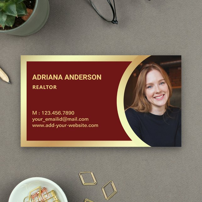 Dark Red Gold Foil Real Anwesen Foto Realtor Visitenkarte (Von Creator hochgeladen)