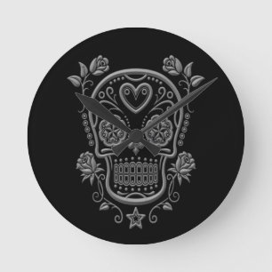 Dark Sugar Skull with Roses on Black Runde Wanduhr