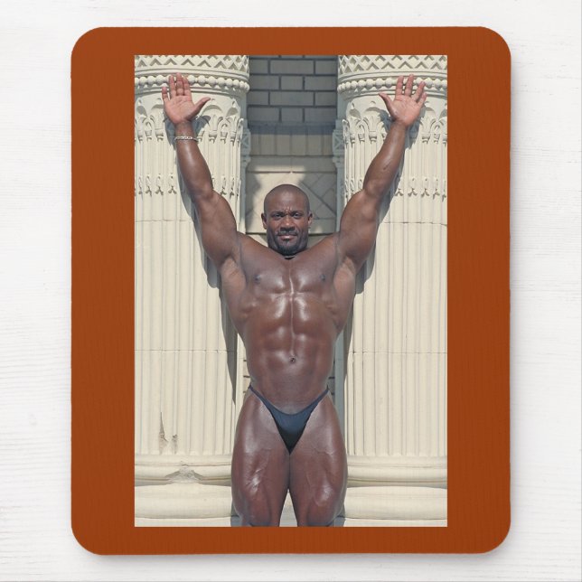 Darnell Dedrick, Arme angehoben in Sieg, # 63 Mousepad (Vorne)