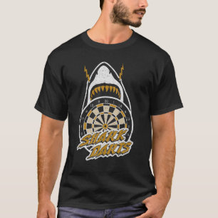 Dart Fights Shark Tournament Team Spielplan T-Shirt