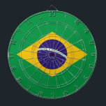 Dartboard mit Flagge Brasiliens Dartscheibe<br><div class="desc">Erhöhen Sie Ihren Spielraum mit unserem exklusiven Dartboard mit der Flagge Brasiliens! Dieses mit viel Liebe zum Detail gestaltete Dart-Board ist mehr als nur ein Gaming-Accessoire; es ist eine Feier der pulsierenden brasilianischen Kultur und des lebhaften Wettbewerbs. Das auffallende Design zeigt deutlich die ikonische brasilianische Flagge, was dieses Dartboard zu...</div>