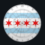 Dartboard mit Flagge von Chicago, Illinois, USA Dartscheibe<br><div class="desc">Mit diesem beeindruckenden Dartboard mit der Flagge von Chicago können Sie Ihr Spielzimmer vergrößern! Mit diesem auffälligen Dartboard, das mit den ikonisch blauen Streifen und vier roten Sternen der Chicagoer Fahne geschmückt ist, feiern Sie den pulsierenden Geist der Windy City. Egal, ob Sie Freunde für einen Spielabend oder Ihr Ziel-Solo...</div>