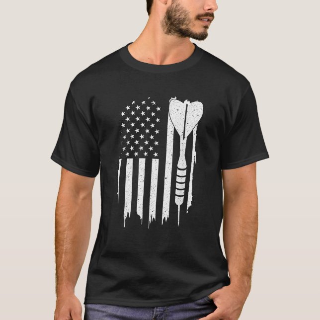 Darts American Flag Funny Dart Geschenk für Männer T-Shirt (Vorderseite)