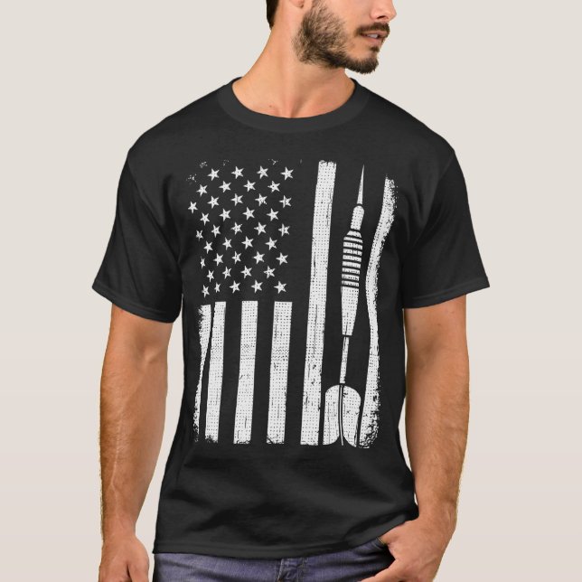 Darts American Flag Funny Darts Gift für Männer T-Shirt (Vorderseite)