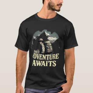 Das Abenteuer Wartet Vintage-Wanderer-T-Shirt T-Shirt