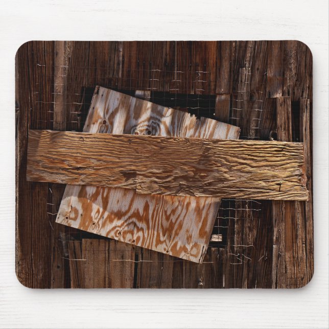 Das alte Holzhaus-Fenster ist verziert Mousepad (Vorne)