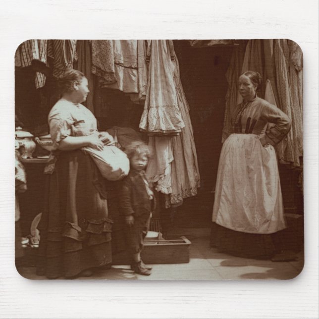 Das alte Kleidungs-Geschäft, sieben Skala, 'von Mousepad (Vorne)