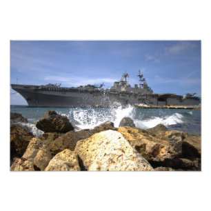 Das Amphibienschiff USS Kearsarge Fotodruck