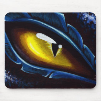 Das Auge des blauen Drachen Mousepad