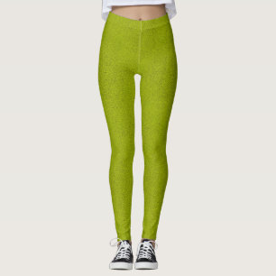 Das Aussehen von Snugly Chartreuse Green Suede Leggings