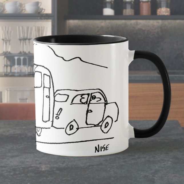 Das Auto zieht eine Karawane und auch ein Greenhou Tasse (Von Creator hochgeladen)