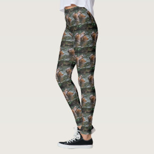 das Baden von Capybaras im Fluss, Leggings