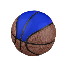 Das Bild zeigt ein maßgeschneidertes Basketballdes Mini Basketball
