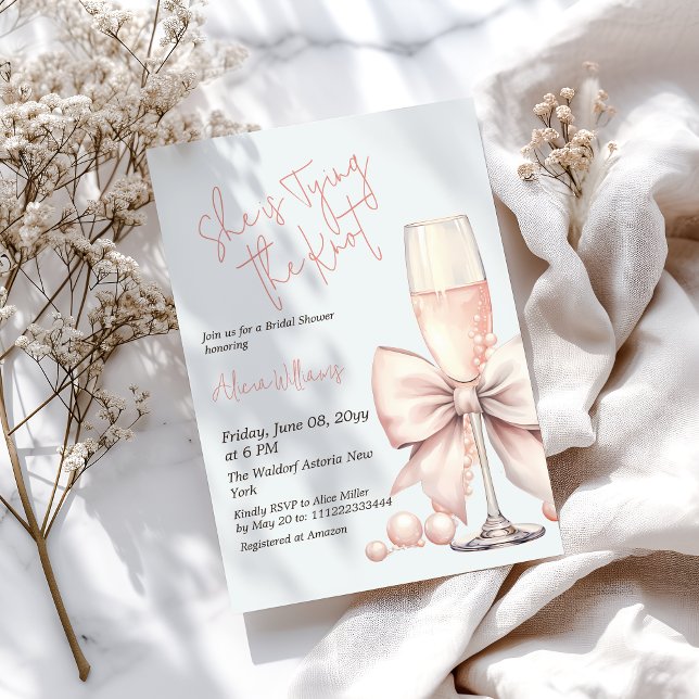 Das Brautparty des weißen, rosa und rosafarbenen K Einladung (Von Creator hochgeladen)