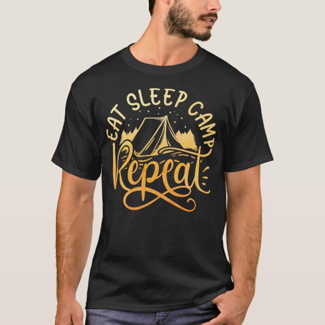 Das Camping liebt den T - Shirt (Vorderseite)