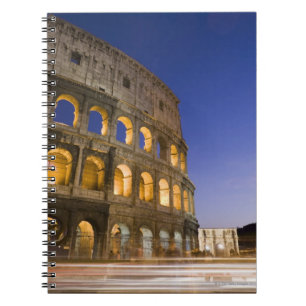 das Colosseum ampitheatre belichtet nachts Notizblock