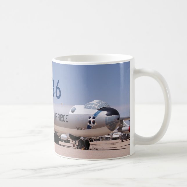 Das Convair B-36 "Friedensstifter " Kaffeetasse (Rechts)