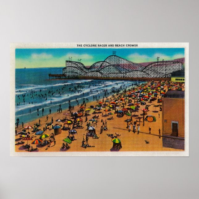 Das Cyclone Racer and Beach Crowds, Long Beach Poster (Vorne)