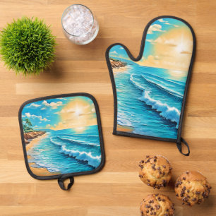Das Design des Sunlit Beach Waves Ofenhandschuh & Topflappen-Set