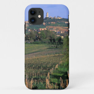 Das Dorf San Gimignano liegt im Wald Case-Mate iPhone Hülle
