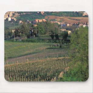 Das Dorf San Gimignano liegt in den sanften Mousepad