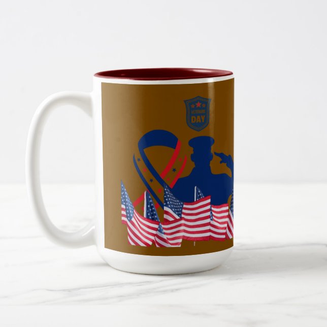 Das Ehrenbanner braun Zweifarbige Tasse (Links)