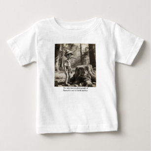 Das einzige bekannte Foto von Pinocchio und seiner Baby T-shirt