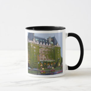 Das Empress Hotel am inneren Hafen in Tasse