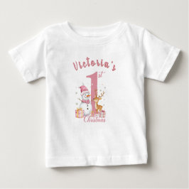 Das erste rosa Weihnachtsfest des Babys. Schneeman Baby T-shirt