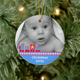 Das erste Weihnachtsschmuck des Babys