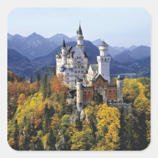 Das fantasievolle Neuschwanstein ist eines von dre Quadratischer Aufkleber (Vorderseite)