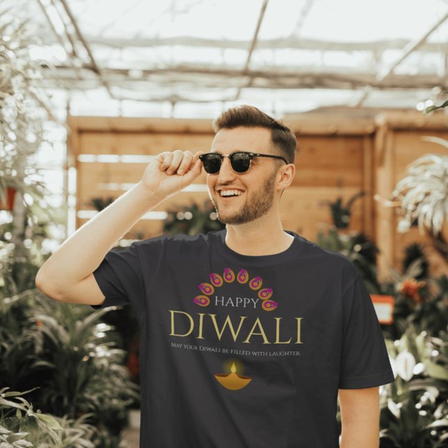 Das Festival des Lichts Diwali Hindu T-Shirt (Von Creator hochgeladen)