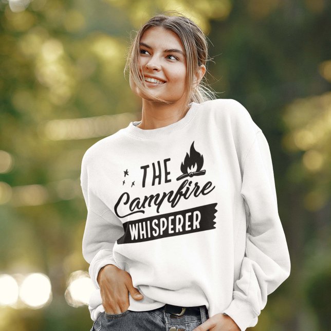 Das Feuer im Campfire Sweatshirt (campfire whisperer sweatshirt)