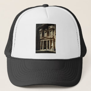 Das Finanzministerium, Petra Truckerkappe