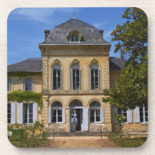 Das Gebäude des Hauptchateaus wurde renoviert dur Untersetzer