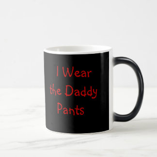 Das Geheimnis "Daddy Pants" enthüllt Tasse