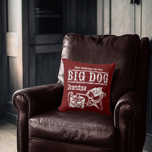 Das gehört dem Big Dog mit Namen Kissen