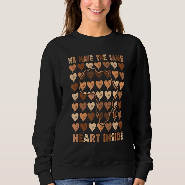 Das gleiche Herz innerhalb Afroamerikanisch Schwar Sweatshirt (Vorderseite)