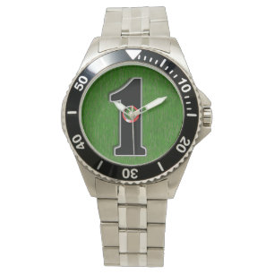 Das glückliche Golfer-Loch in einem Armbanduhr
