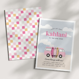 Das große Mädchen des 1. Strandsurfens zum Geburts Einladung