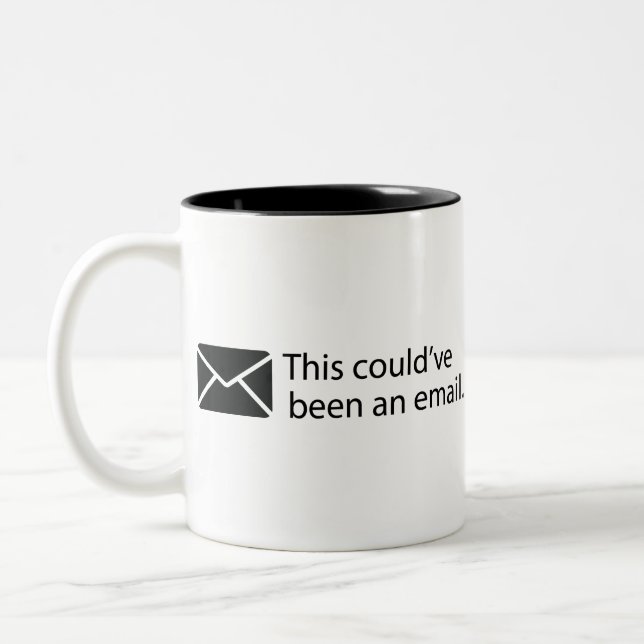 Das hätte eine E-Mail sein können. Zweifarbige Tasse (Links)