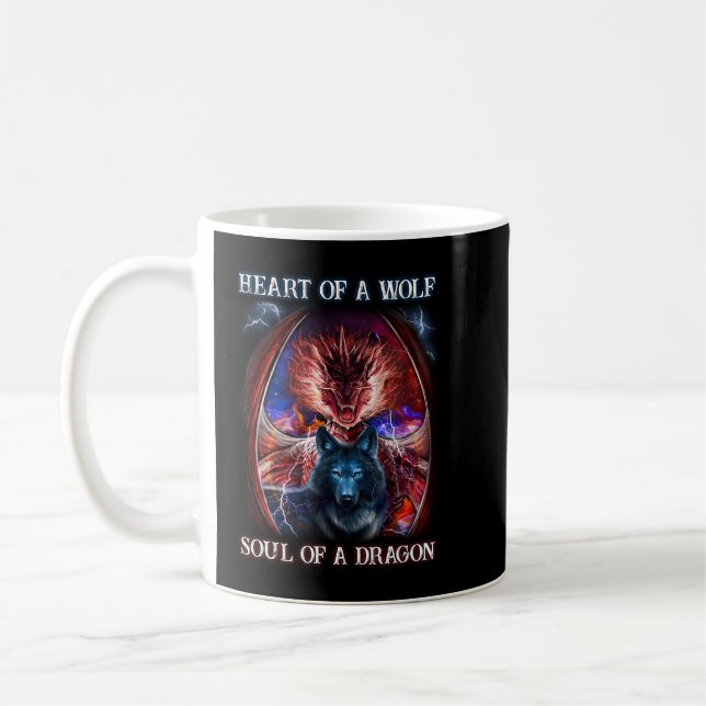 Das Herz eines Wolf-Souls eines Drachen Kaffeetasse (Links)