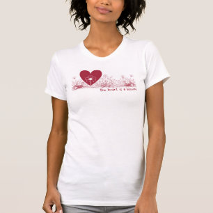 Das Herz ist eine blutende Wildblumen T-Shirt