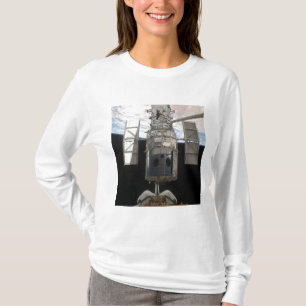 Das Hubble-Weltraumteleskop erscheint T-Shirt